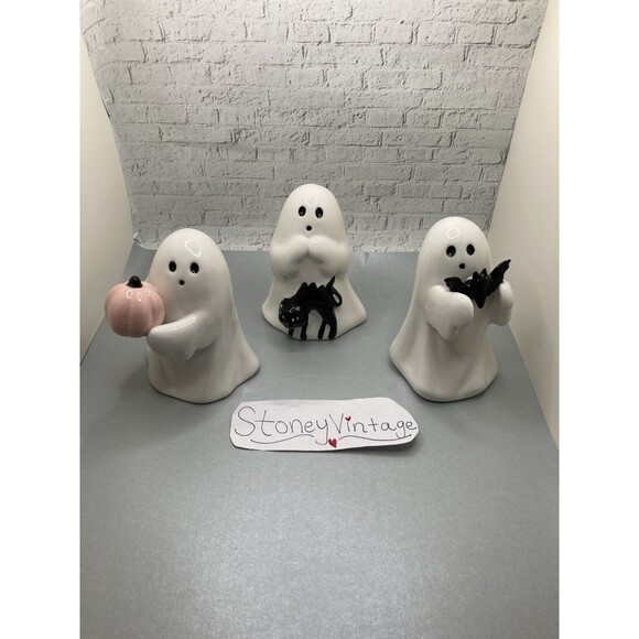Target Hyde & EEK! Ceramic Ghosts With Bat, Pink Pumpkin and Ghost With Cat - Picture 4 of 8